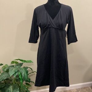 Southwind Apparel Black V-neck Dress with 3/4 Sleeves NWT